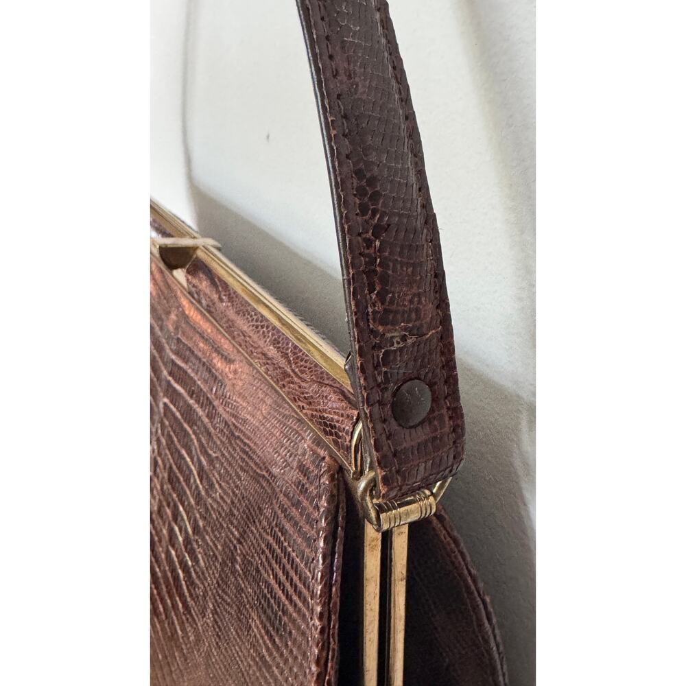 1950s Oxblood Lizard Embossed Top Handle Kiss Lock Purse - Picture 14 of 16